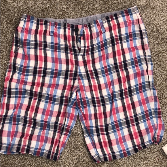 Men’s shorts - Picture 1 of 3